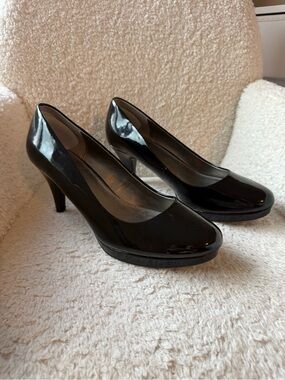 Bandolino Shoes Womens 10 Dress Pumps Heels Black Faux Patent Leather Classic